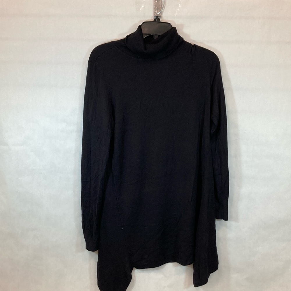 NWOT -Womens Long Sleeve Famous Brand Blak Cowl Neck Sweater